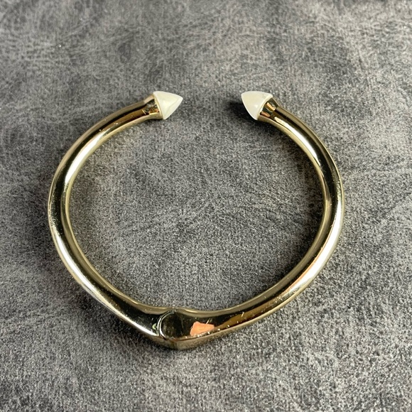 SLATE Porter Hinge Cuff Bracelet, Gold over Brass w/ Howlite, Rocksbox Exclusive - Picture 12 of 15